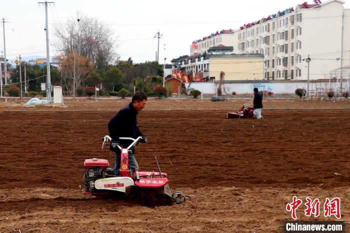 天顺娱乐登录：山东良种良技助春耕生产 尽显“科技范儿”